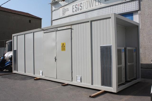ESİSPOWER Mobil 800 kVA UPS Sistemini teslim etti  