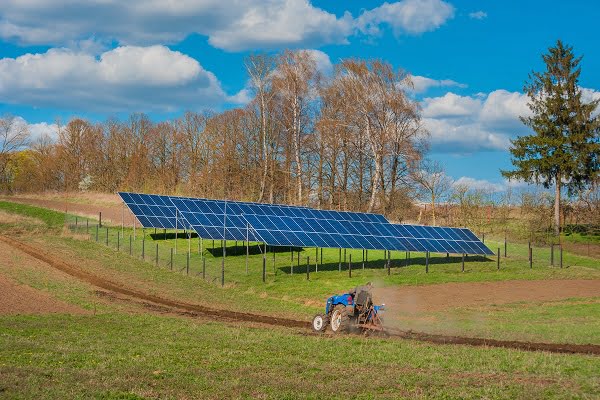 Çiftçiler Güneş Panelleriyle Enerji İhtiyaçlarını Karşılayabilecek