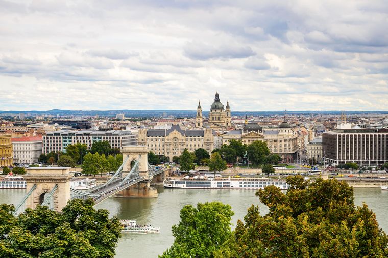 Budapeşte’de  Yenilenebilir Enerji Yatırımları Hız Kazanacak